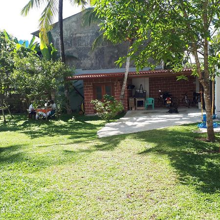 My Home Resort Matara Bagian luar foto